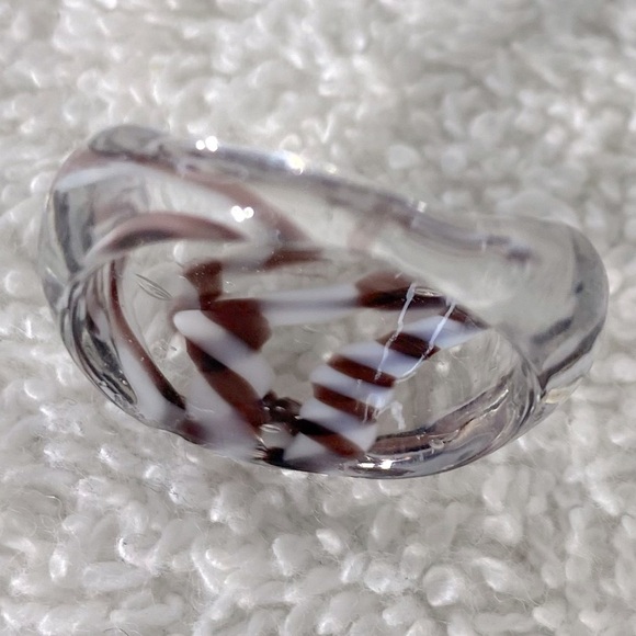 Vintage Art Glass Handmade Burgundy White Band Ring - Picture 10 of 12